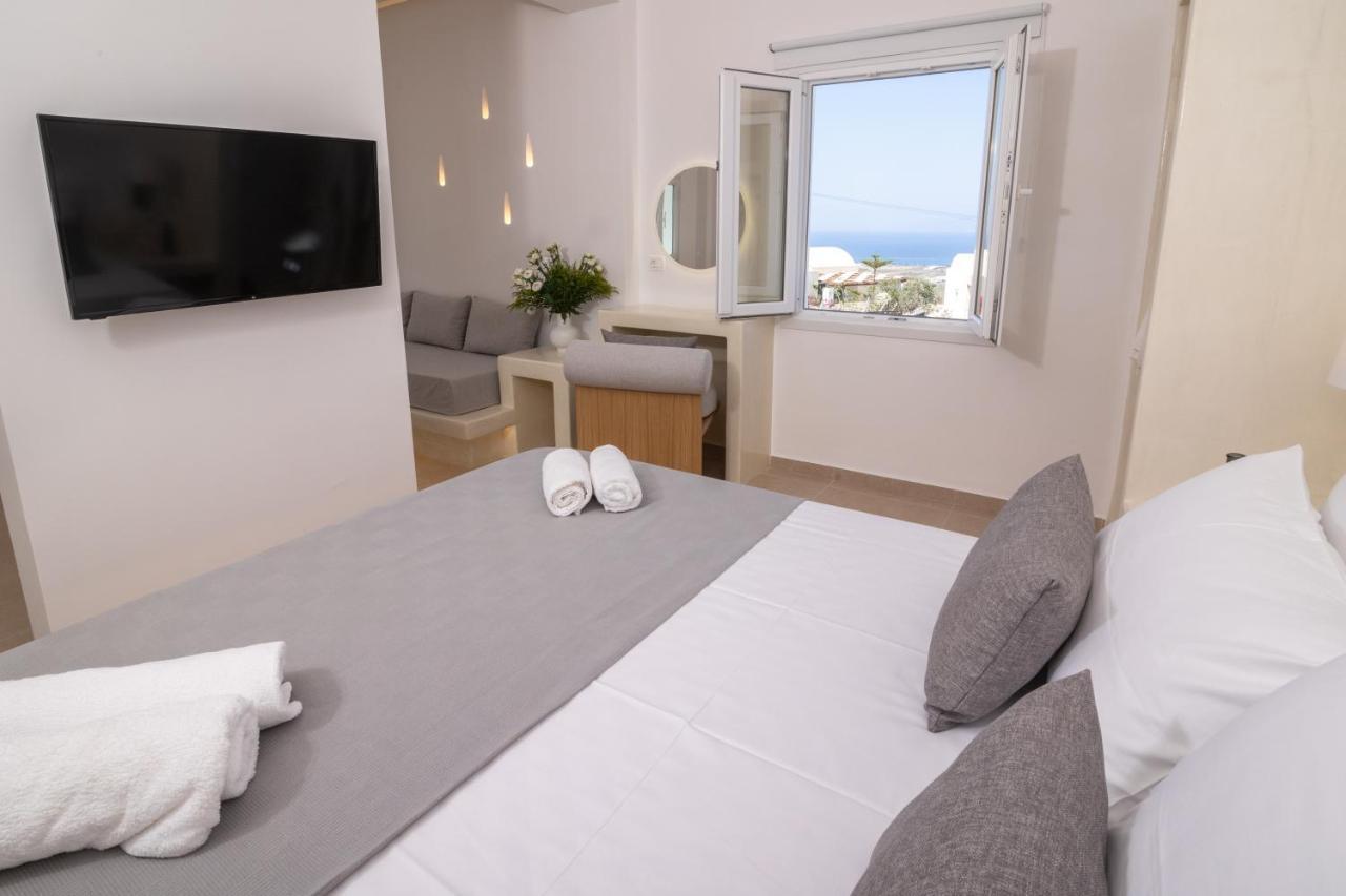 Theophrasti Suites Foinikiá エクステリア 写真