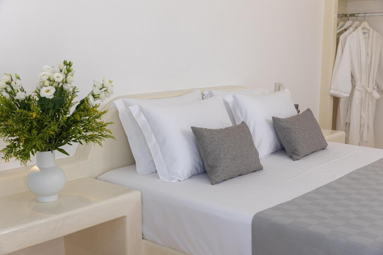 Theophrasti Suites Foinikiá エクステリア 写真