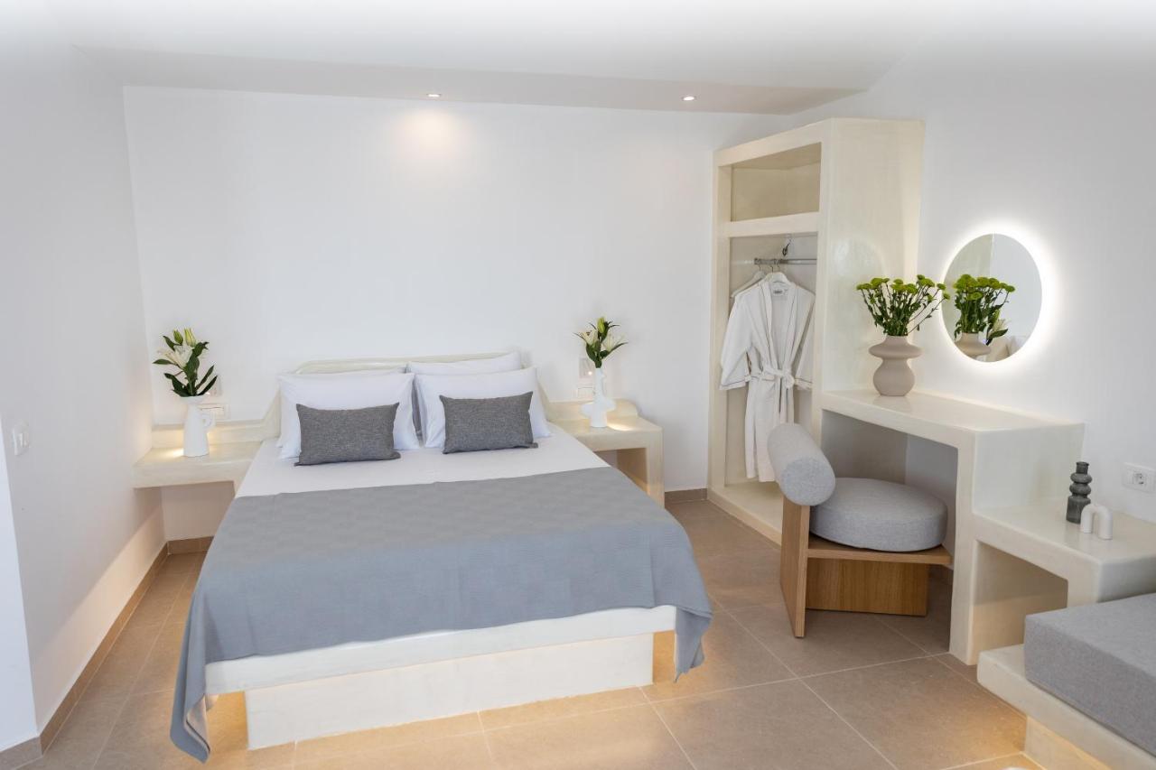 Theophrasti Suites Foinikiá エクステリア 写真