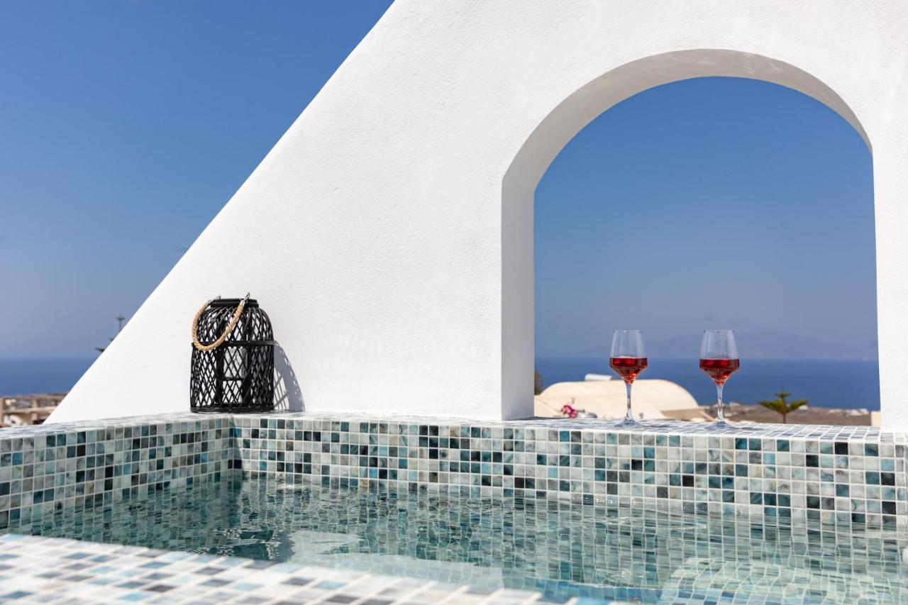 Theophrasti Suites Foinikiá エクステリア 写真