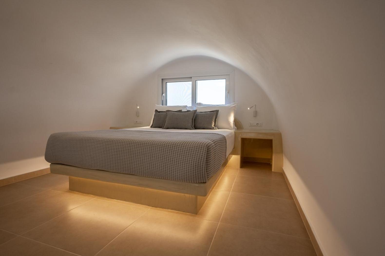 Theophrasti Suites Foinikiá エクステリア 写真